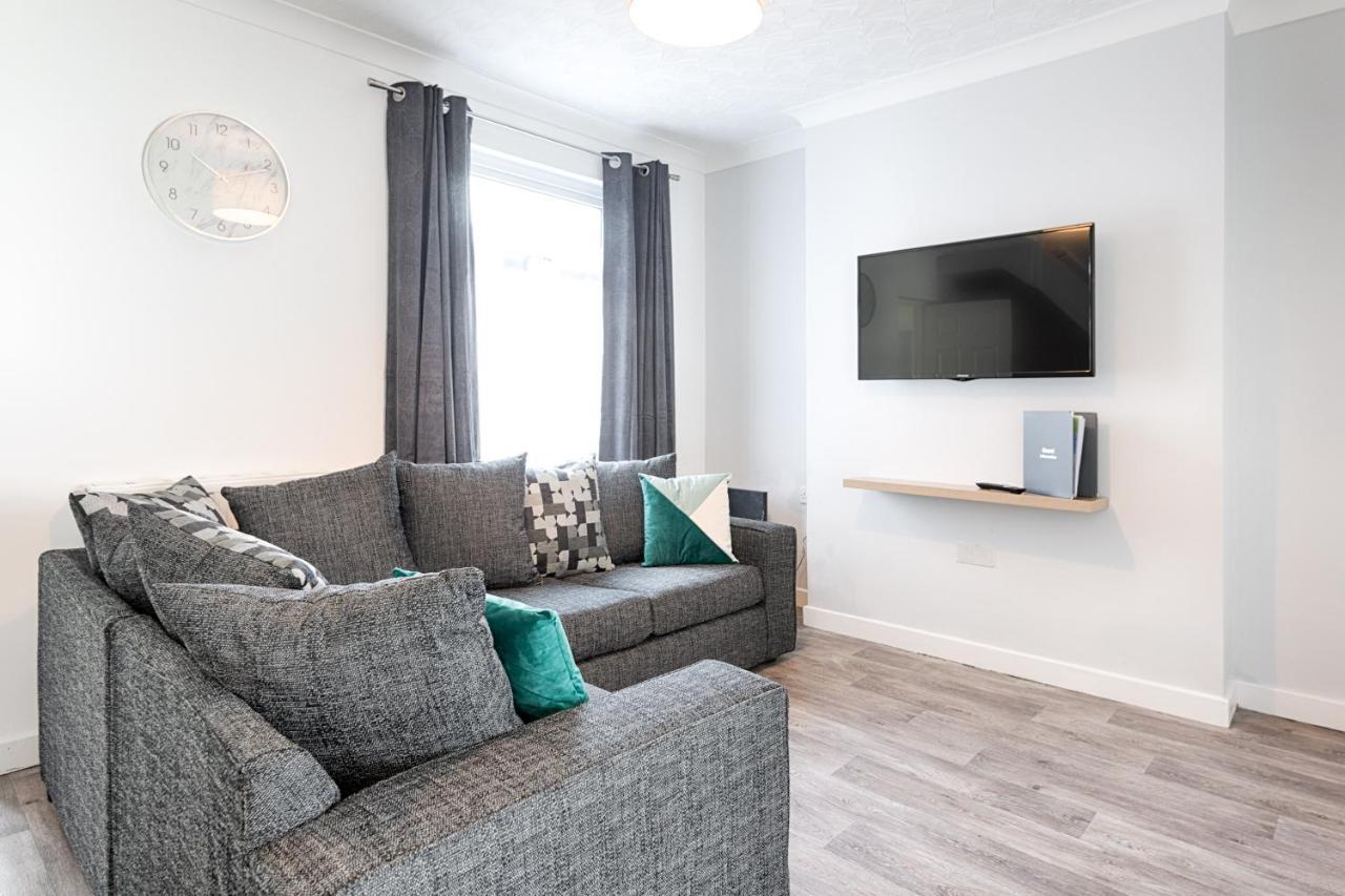 City Centre, Parking, Smart Tv'S In All Rooms Swansea Exterior foto