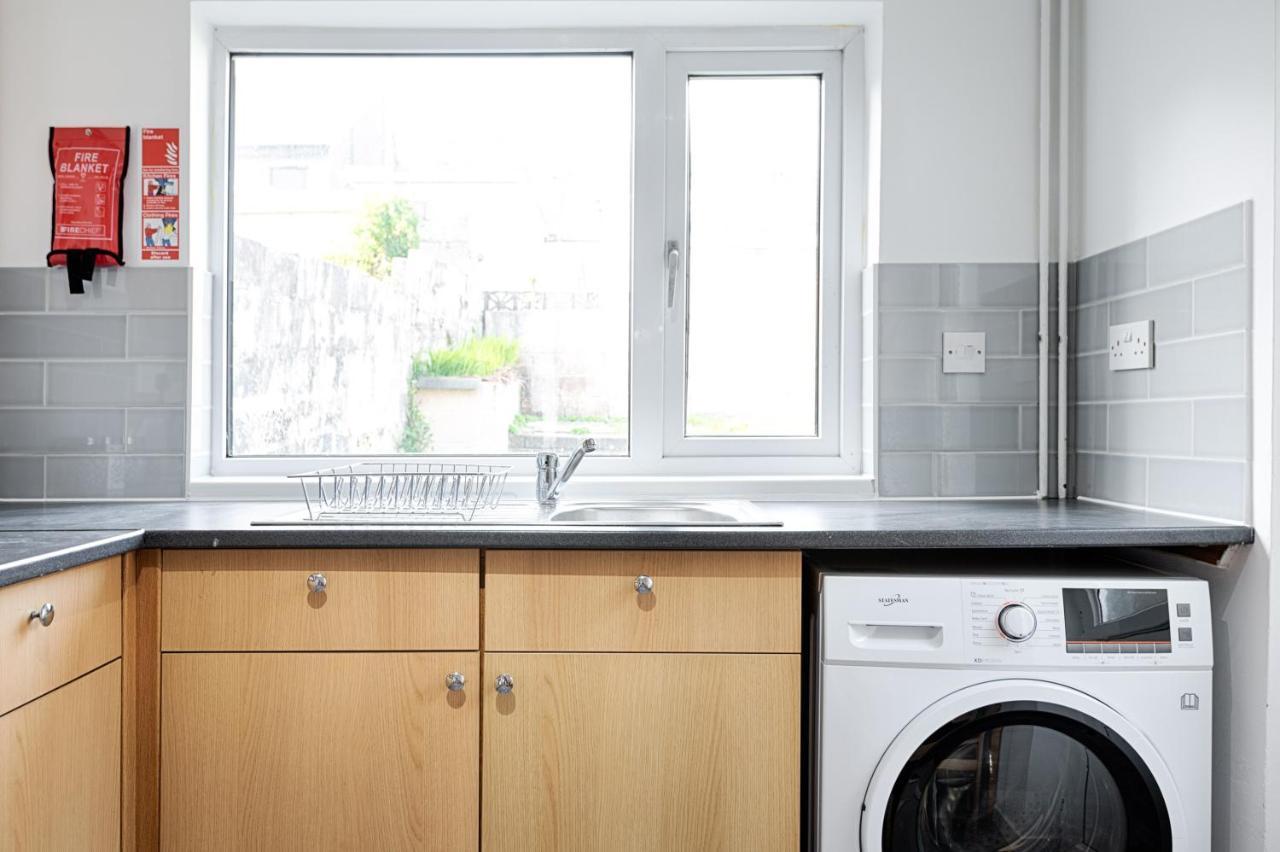City Centre, Parking, Smart Tv'S In All Rooms Swansea Exterior foto