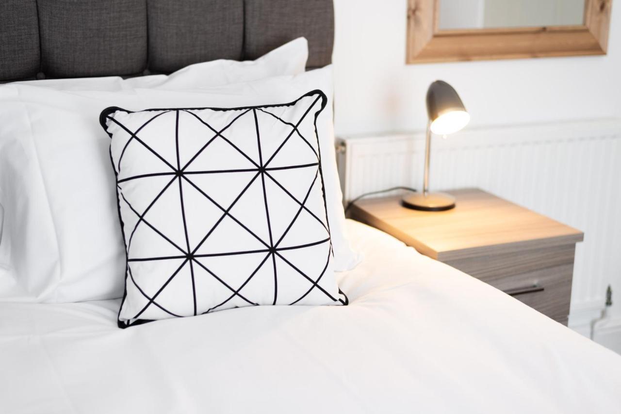 City Centre, Parking, Smart Tv'S In All Rooms Swansea Exterior foto